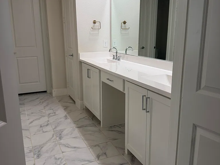 13389 Crestmoor Dr — Photo 21