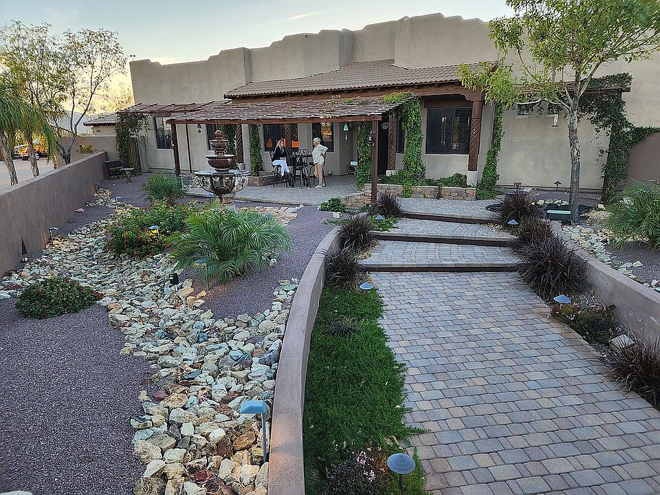 1st image of 19159 W Rosewood Ln