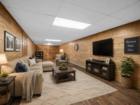 504 E Elmwood St, Arlington, MN 55307
