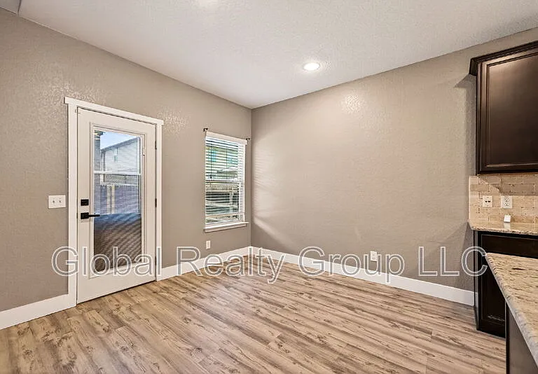 724 Saddle Cyn — Photo 26