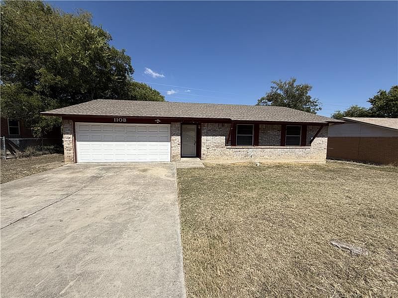 1st image of 1108 Sherry Ln