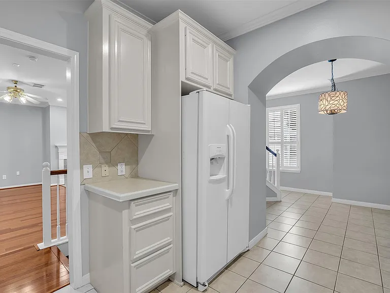 1417 W Webster St — Photo 21