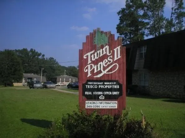 700 26th St #700, McComb, MS 39648