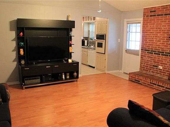 4th image of 5637 Macneill Dr