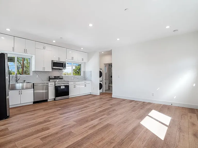 6266 Etiwanda Ave #18254 — Photo 1