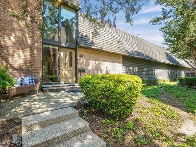 586 W Russell St, Barrington, IL, 60010