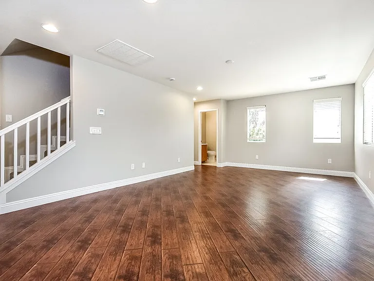 3901 Bayamon St — Photo 6