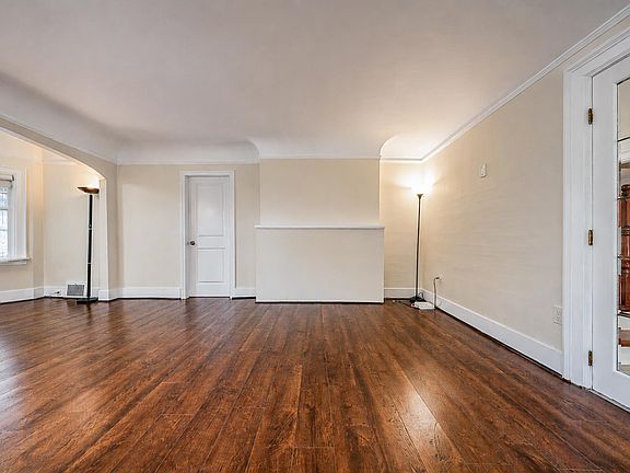 5th image of 1225 W 26th Ave