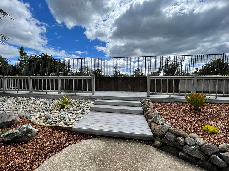 2254 Lake Crest Ct — Photo 28