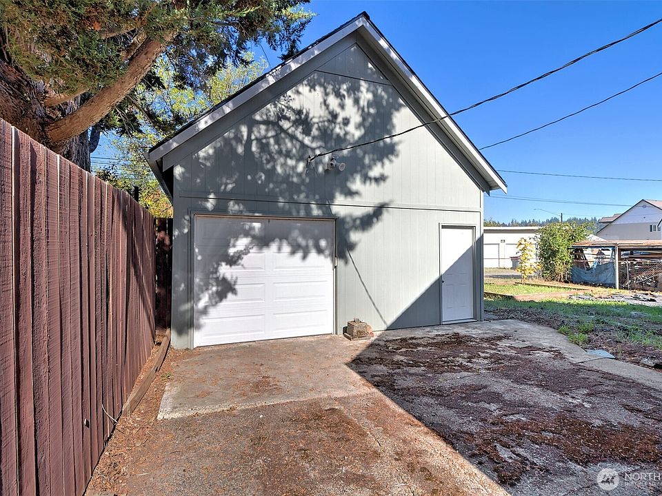 1018 W Cota Street, Shelton, WA 98584 | Zillow