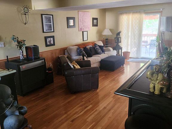 5th image of 7916 Red Globe Ct