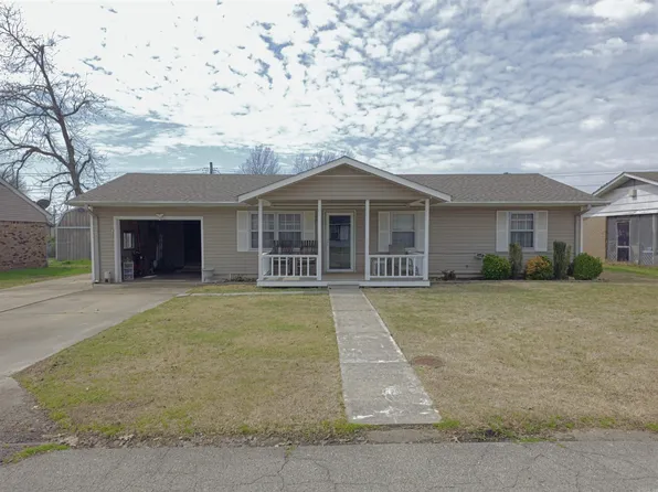 602 N 12th St, Paragould, AR 72450