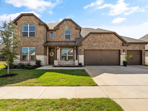 1053 Mickelson Dr, Granbury, TX 76048