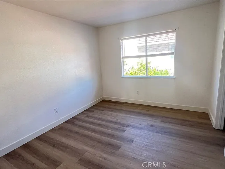 26062 Reynolds St — Photo 22