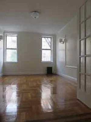 Rented by Space Real Estate | media 19