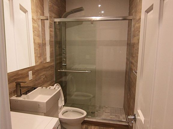 5th image of 63 W 131st St APT 5C