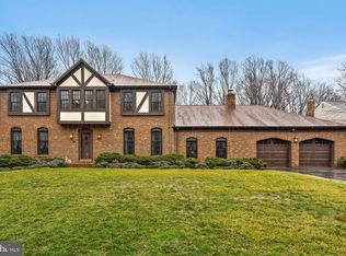 10513 Twin Cedar Ct, Laurel, MD 20723