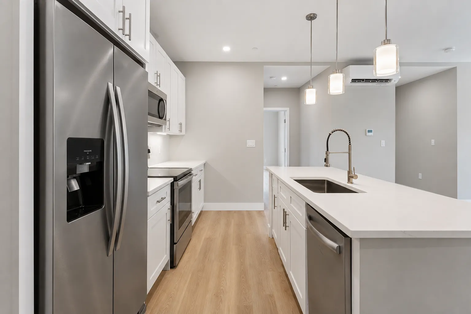 2 bed, 1035 sqft, $3,630 — Photo 1