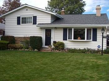 2nd image of 29509 Fairway Blvd