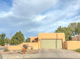 416 Montoya St NW, Albuquerque, NM 87104