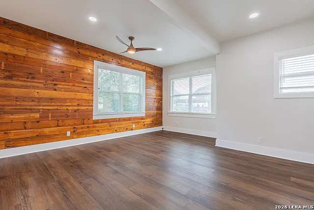 1219 Nolan St — Photo 23