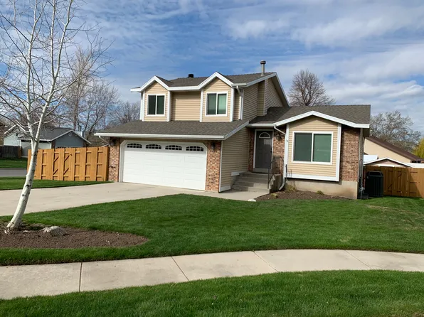 888 Rice Cir, Farmington, UT 84025