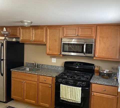 2nd image of 8054 Melvina Ave