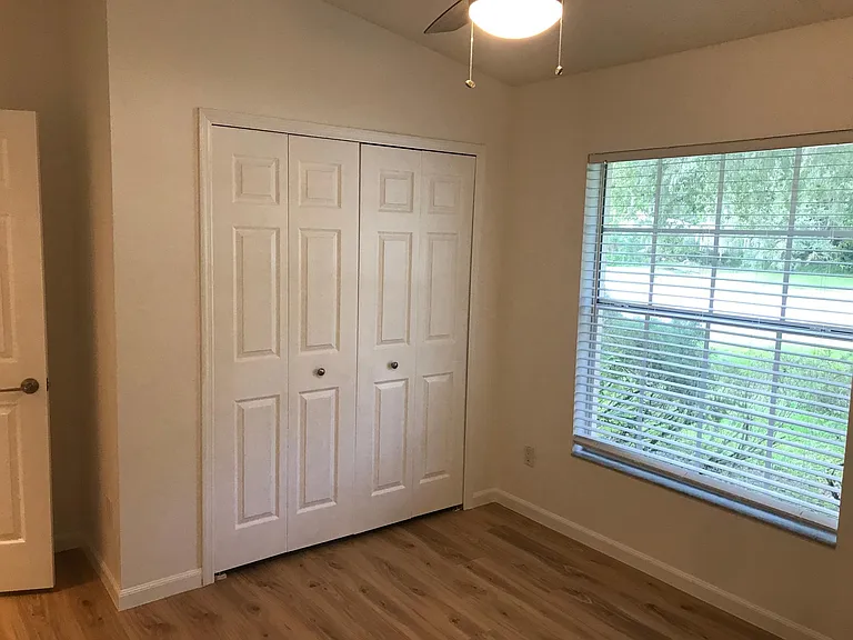 760 Riviera Dr NE — Photo 10