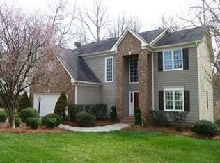 3109 Peninsula Dr, Jamestown, NC 27282