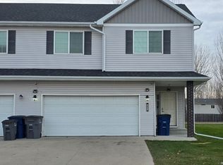 3611 15th St S, Moorhead, MN 56560