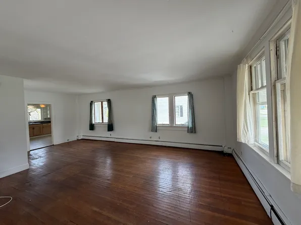 366-68 N Main St #1, Canandaigua, NY 14424