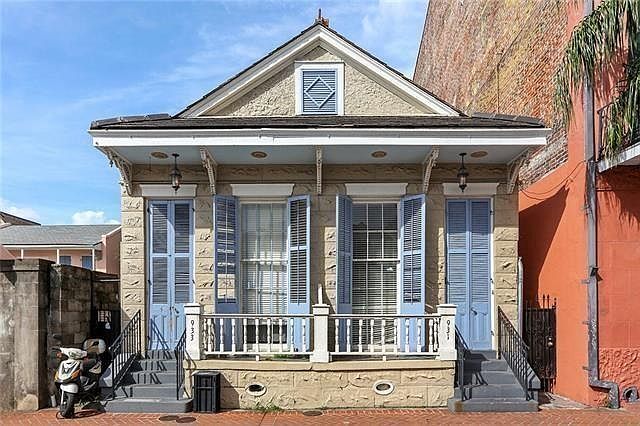 1st image of 933 Toulouse St
