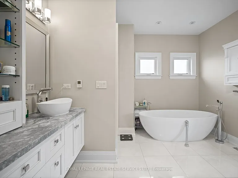 3 Donnybrook Ln — Photo 23