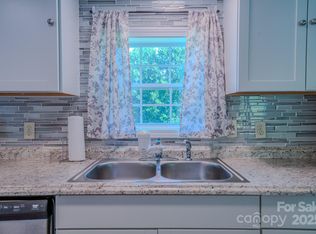 1523 Stacy Hill Rd, Marion, NC 28752