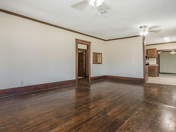 5th image of 510 Grimes St