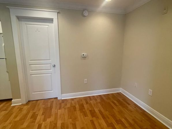 1105 Tree Top Way #C