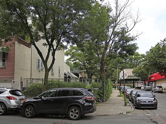 3rd image of 3565 Dekalb Ave