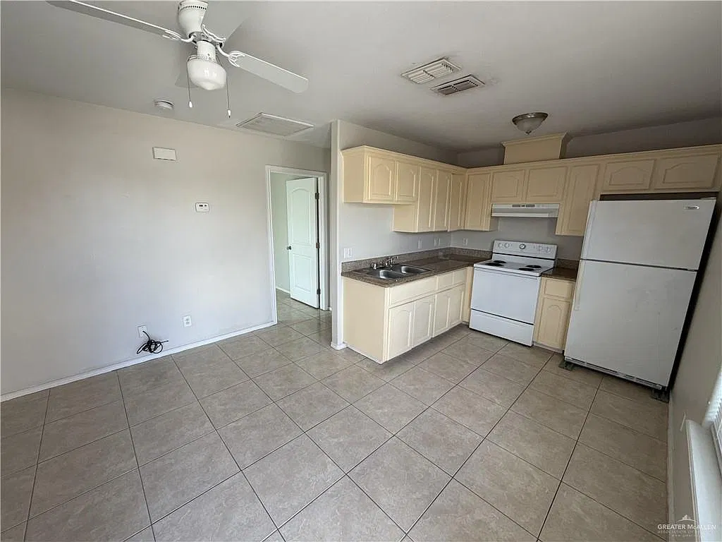 1 bed, 1.0 bath, 500 sqft, $595 — Photo 3