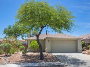 1350 N Falcon Ridge Dr, Tucson, AZ 85745