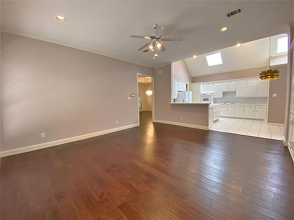 5th image of 8612 Cherry Hill Dr