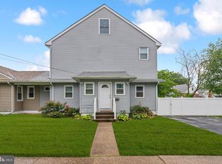 321 Taft St, Bristol, PA 19007