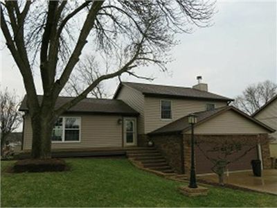 456 Shinoak Ct, Dubuque, IA, 52003