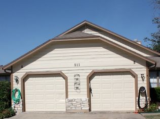 511 Cutty Trl APT B, Lakeway, TX 78734