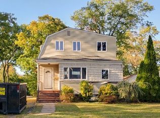880 Main St, Fords, NJ 08863