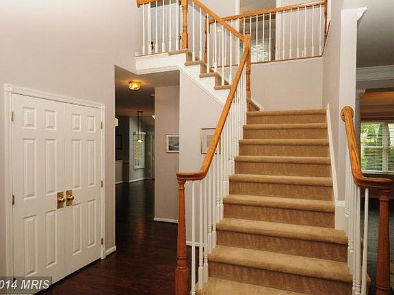 5th image of 43794 Michener Dr