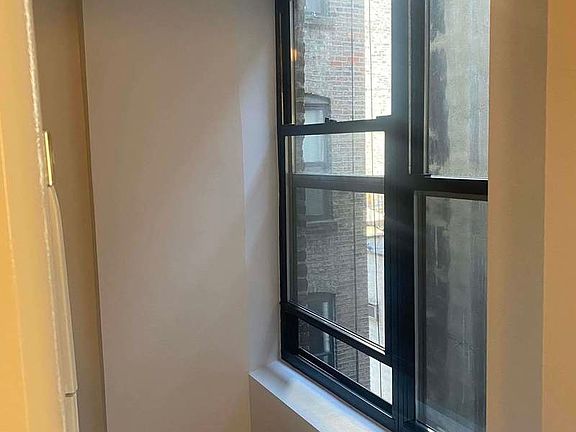 4th image of 31 Oliver St #2A