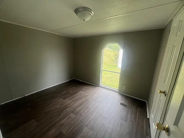 186 Left Ave — Photo 14