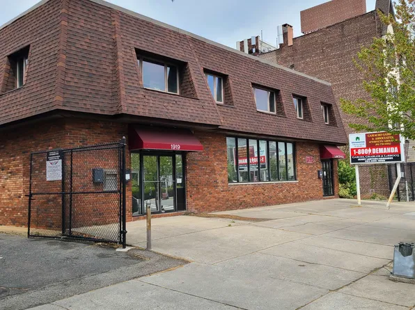 1919 Kennedy Boulevard image 1 of 8