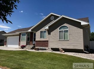 3295 E Sweet Briar Dr, Idaho Falls, ID 83401
