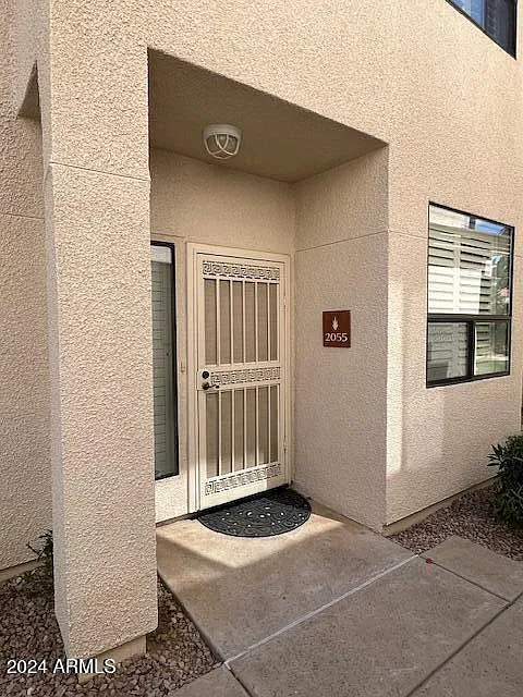 3 bed, 2.0 bath, 1593 sqft, $3,000 — Photo 3